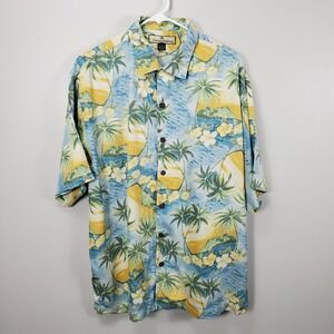 Tommy Bahama 100% Silk Hawaiian Shirt Mens Medium Floral Button Up Short Sleeve